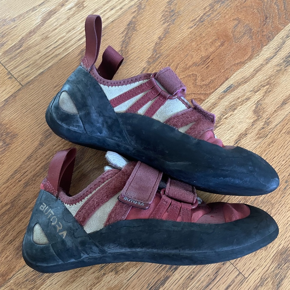 Butora Climbing Shoes